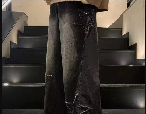 Y2K Fashion Returns: Top 2026 Trends You Must Try